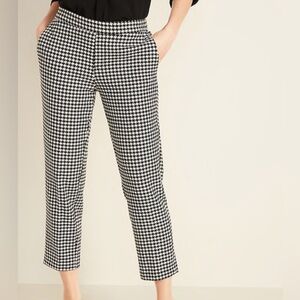 Forever 21, size 1X , black and white checkered houndstooth slim fit pants